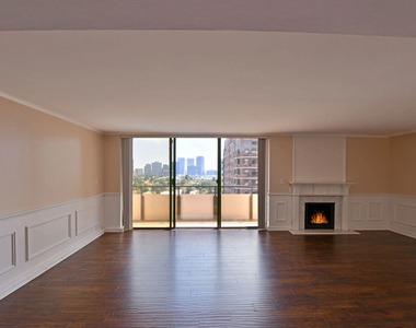 10535 Wilshire Boulevard - Photo Thumbnail 4
