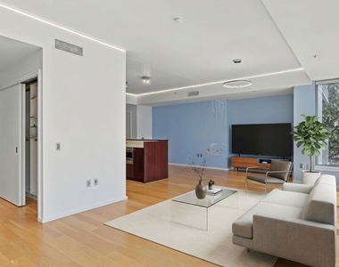 1155 S Grand Avenue - Photo Thumbnail 9