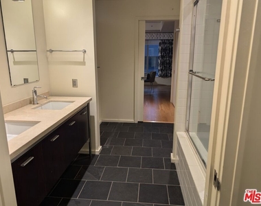 1155 S Grand Avenue - Photo Thumbnail 15