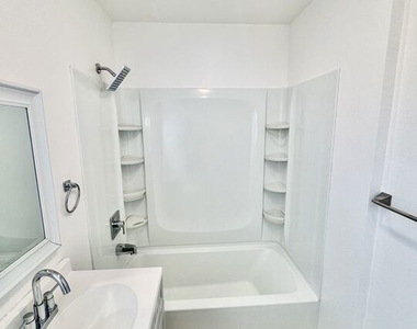 1549 W 224th Street - Photo Thumbnail 12