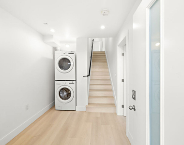 5651 Case Ave - Photo Thumbnail 2