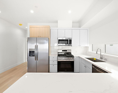 5651 Case Ave - Photo Thumbnail 4