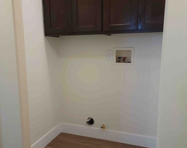 7216 10th Ave - Photo Thumbnail 15