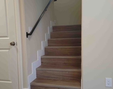 7216 10th Ave - Photo Thumbnail 5