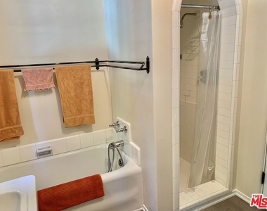 28832 Sycamore Drive - Photo Thumbnail 10