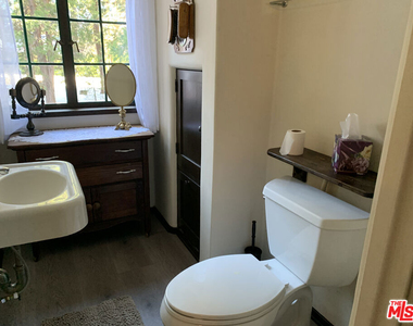 28832 Sycamore Drive - Photo Thumbnail 7