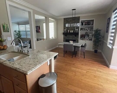 1706 Freeport Terrace - Photo Thumbnail 7