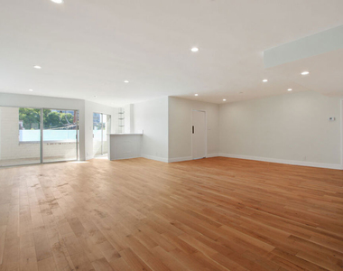 339 N Oakhurst Drive - Photo Thumbnail 10