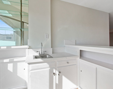 339 N Oakhurst Drive - Photo Thumbnail 3