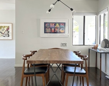 3865 Lyceum Avenue - Photo Thumbnail 4