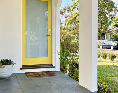 3865 Lyceum Avenue - Photo Thumbnail 1