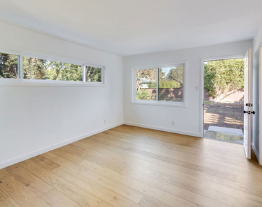 3562 Veteran Avenue - Photo Thumbnail 17
