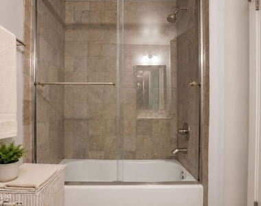 1430 S Beverly Glen Boulevard - Photo Thumbnail 13