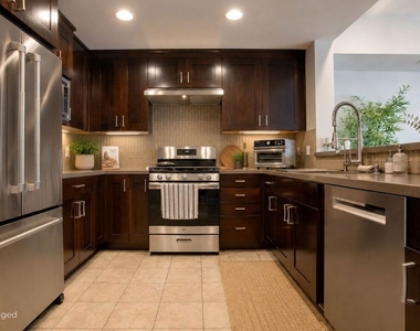 1430 S Beverly Glen Boulevard - Photo Thumbnail 2