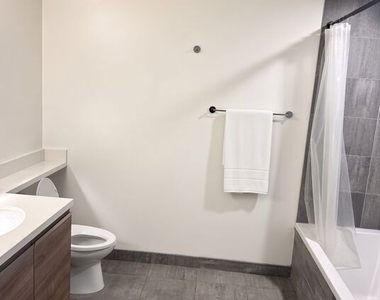 3785 Wilshire Boulevard - Photo Thumbnail 8