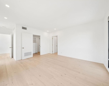 633 Palms Boulevard - Photo Thumbnail 21