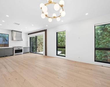 633 Palms Boulevard - Photo Thumbnail 2