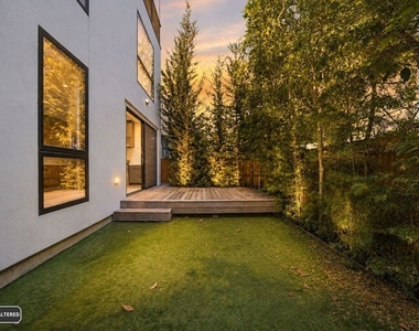 633 Palms Boulevard - Photo Thumbnail 9