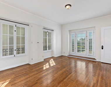 214 S Medio Drive - Photo Thumbnail 22