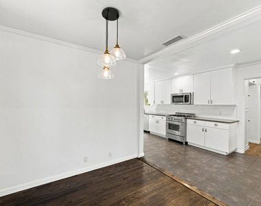 4415 W Woodland Avenue - Photo Thumbnail 6