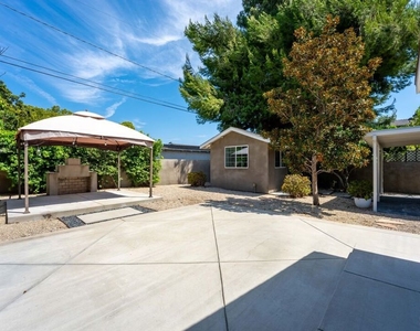 4415 W Woodland Avenue - Photo Thumbnail 23