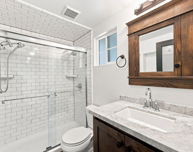 4415 W Woodland Avenue - Photo Thumbnail 12