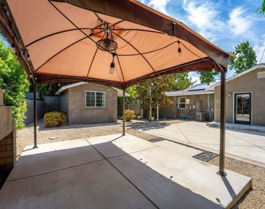 4415 W Woodland Avenue - Photo Thumbnail 21