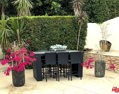 1727 San Ysidro Drive - Photo Thumbnail 33