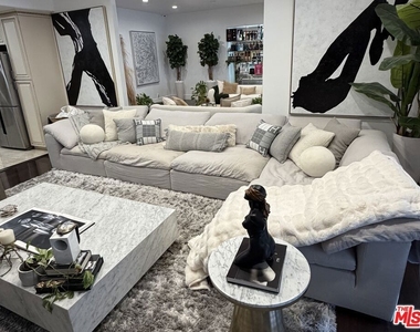 1727 San Ysidro Drive - Photo Thumbnail 12