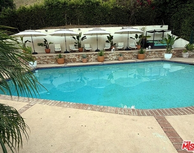 1727 San Ysidro Drive - Photo Thumbnail 36