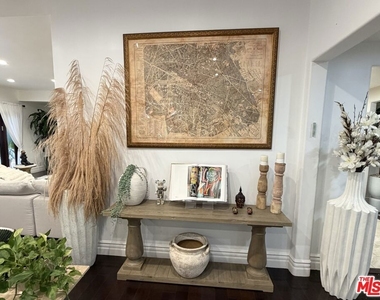 1727 San Ysidro Drive - Photo Thumbnail 8