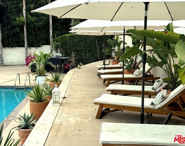 1727 San Ysidro Drive - Photo Thumbnail 32