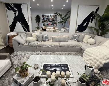 1727 San Ysidro Drive - Photo Thumbnail 11