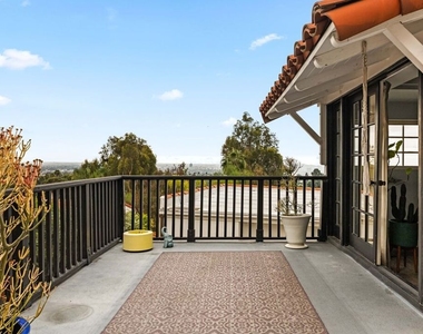1767 N Orange Grove Avenue - Photo Thumbnail 26