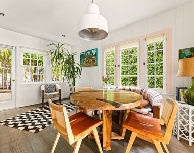 1767 N Orange Grove Avenue - Photo Thumbnail 2