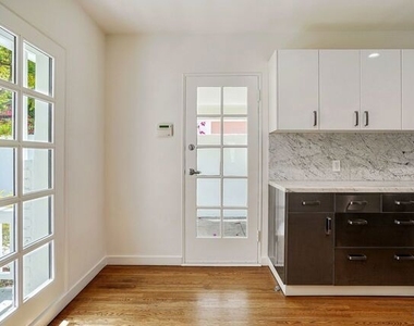 423 15th Street - Photo Thumbnail 7