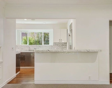 423 15th Street - Photo Thumbnail 12
