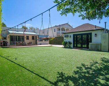 121 S Poinsettia Place - Photo Thumbnail 38
