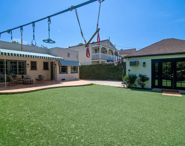 121 S Poinsettia Place - Photo Thumbnail 40