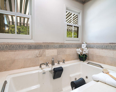 121 S Poinsettia Place - Photo Thumbnail 27