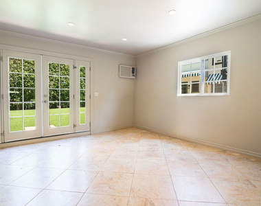 121 S Poinsettia Place - Photo Thumbnail 36
