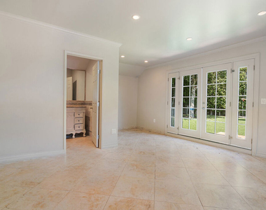 121 S Poinsettia Place - Photo Thumbnail 35