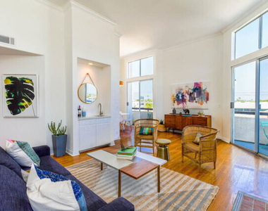 1240 S Corning Street - Photo Thumbnail 5
