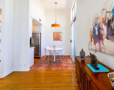 1240 S Corning Street - Photo Thumbnail 7