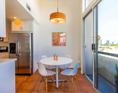 1240 S Corning Street - Photo Thumbnail 8