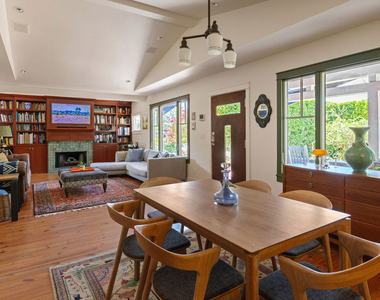 124 S Hobart Boulevard - Photo Thumbnail 5