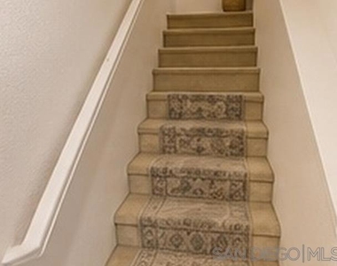 11809 Spruce Run Dr - Photo Thumbnail 6