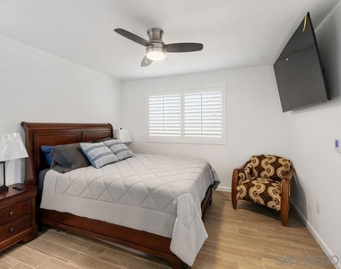 2057 Felspar St - Photo Thumbnail 24