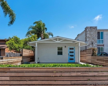 2057 Felspar St - Photo Thumbnail 11