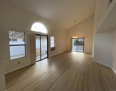 15846 Windrose Way - Photo Thumbnail 2